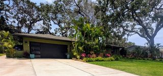 8260 32ND AVENUE N, St Petersburg, FL 33710