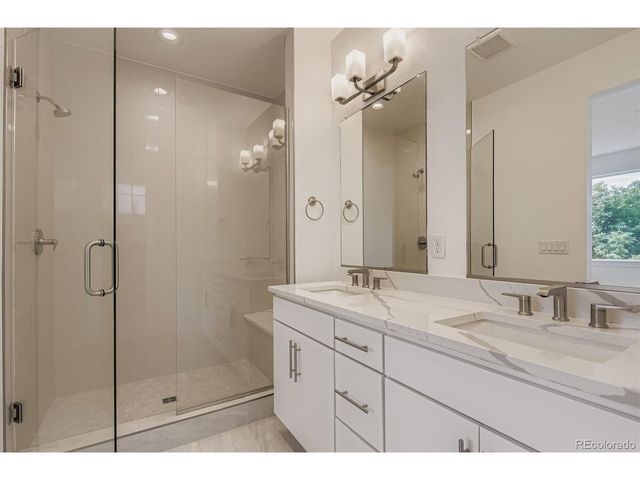 10886 E Hinsdale Cir, Centennial, CO 80112