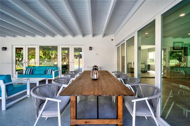 8265 SW 149th Dr, Palmetto Bay, FL 33158