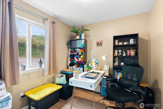 3311 New Hope Circle, Bremerton, WA 98312
