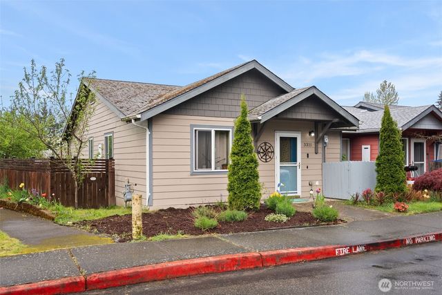 3311 New Hope Circle, Bremerton, WA 98312