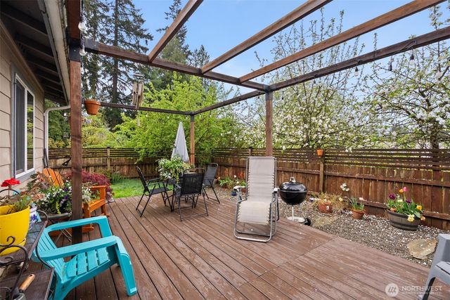 3311 New Hope Circle, Bremerton, WA 98312
