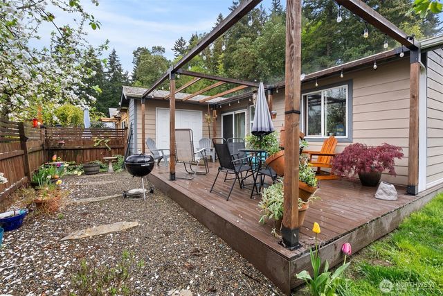 3311 New Hope Circle, Bremerton, WA 98312