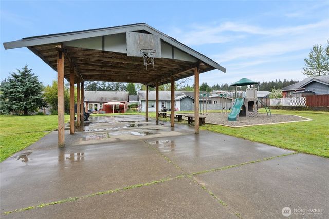 3311 New Hope Circle, Bremerton, WA 98312