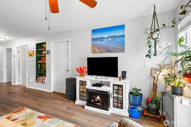 3311 New Hope Circle, Bremerton, WA 98312