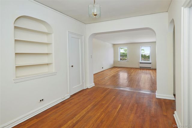 7540 Austin Street 5FL, Forest Hills, NY 11375