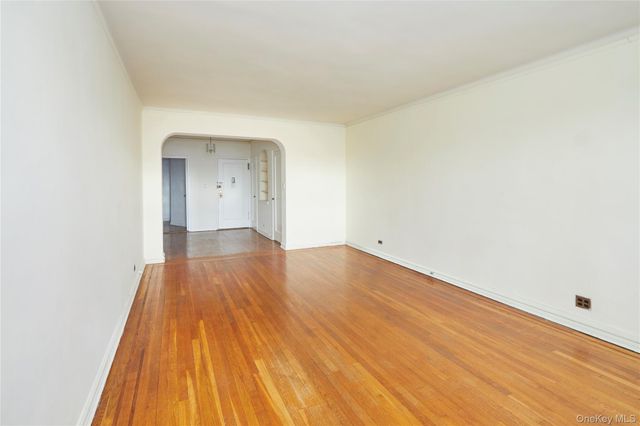 7540 Austin Street 5FL, Forest Hills, NY 11375