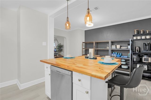 2110 Louisiana Avenue, Savannah, GA 31404