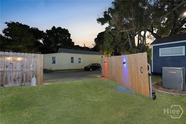 2110 Louisiana Avenue, Savannah, GA 31404