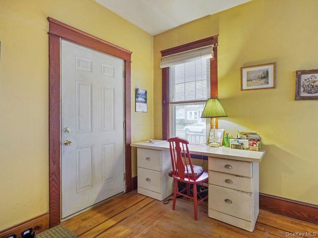 192 Washington Avenue, Kingston, NY 12401