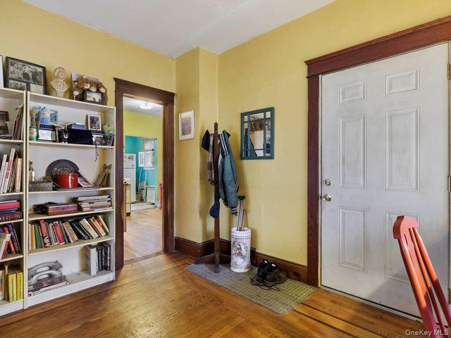 192 Washington Avenue, Kingston, NY 12401