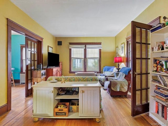 192 Washington Avenue, Kingston, NY 12401