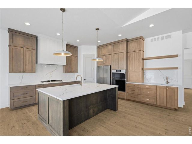 1723 Abundance Dr, Windsor, CO 80550
