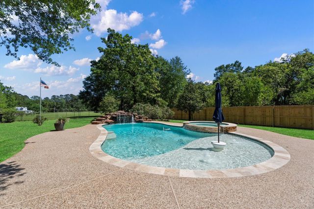 16024 Rabon Chapel Road, Montgomery, TX 77316