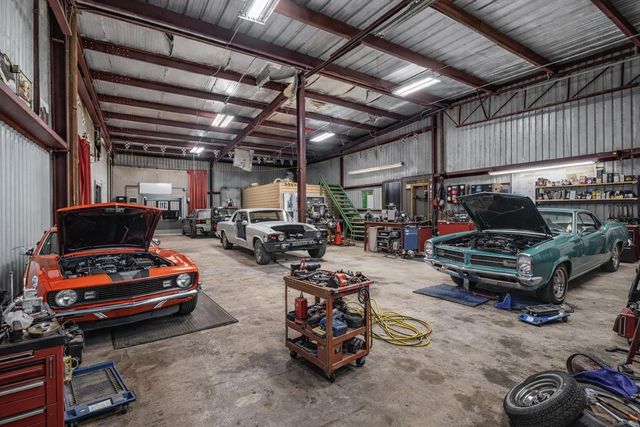 16024 Rabon Chapel Road, Montgomery, TX 77316