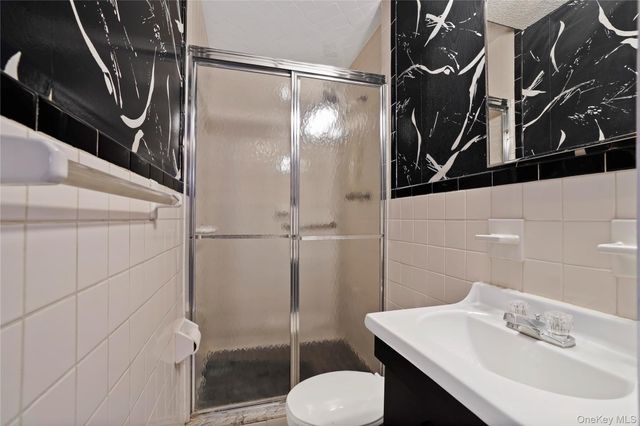 151-31 88th Street 1C, Howard Beach, NY 11414