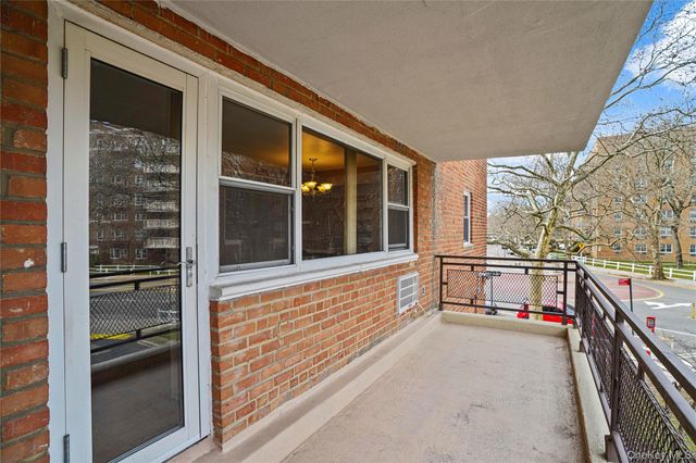 151-31 88th Street 1C, Howard Beach, NY 11414