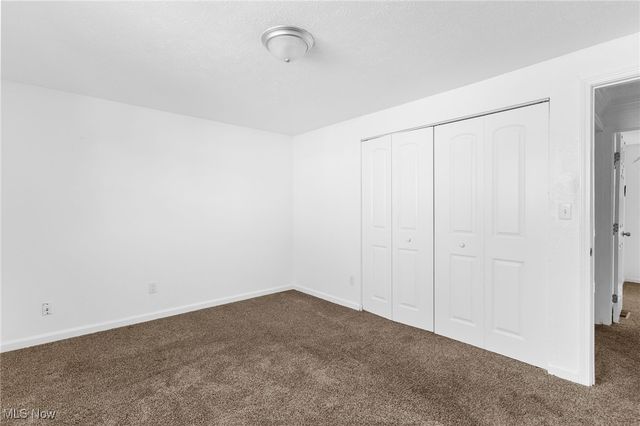 200 Hamrock Drive, Campbell, OH 44405