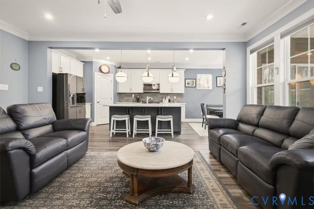 7967 Hartridge Dr, Chesterfield, VA 23832