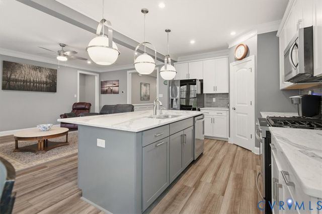 7967 Hartridge Dr, Chesterfield, VA 23832