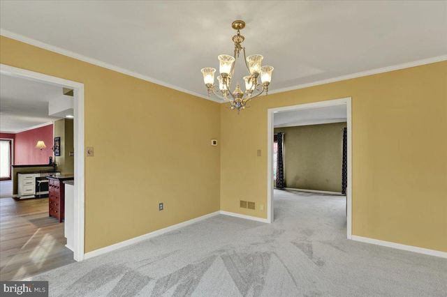 11 VALLEY DR, Birdsboro, PA 19508