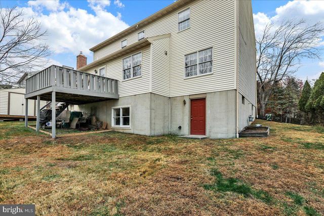 11 VALLEY DR, Birdsboro, PA 19508