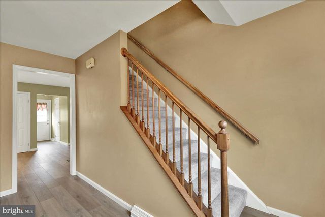 11 VALLEY DR, Birdsboro, PA 19508