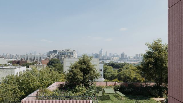 144 VANDERBILT Avenue TH2, New York City, NY 11205