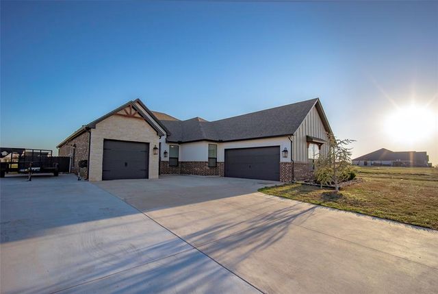 2261 Jackson Lane, Blanchard, OK 73010