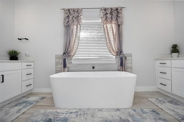 2261 Jackson Lane, Blanchard, OK 73010