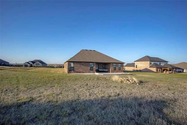 2261 Jackson Lane, Blanchard, OK 73010