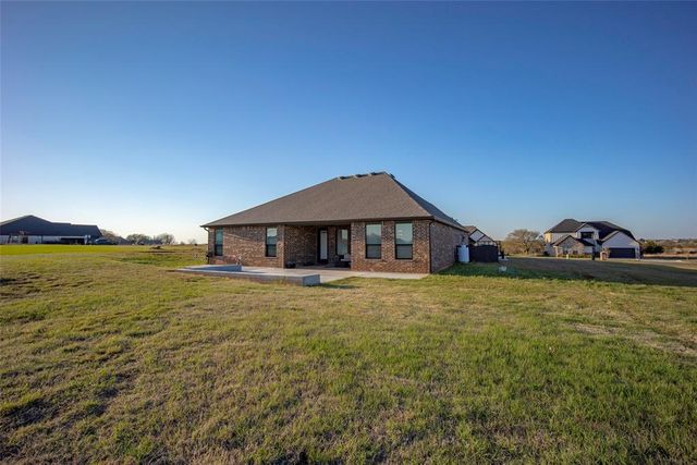 2261 Jackson Lane, Blanchard, OK 73010