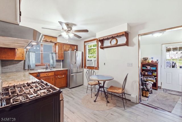 14 A Oklahoma Ave, Montville Twp., NJ 07045
