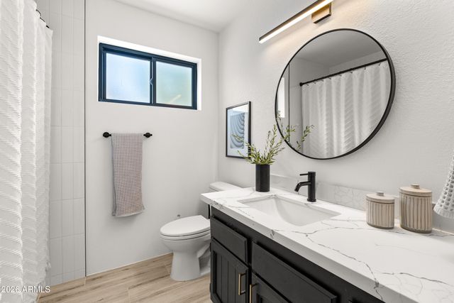 4317 E LUDLOW Drive, Phoenix, AZ 85032
