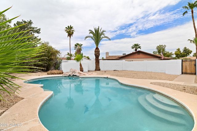 4317 E LUDLOW Drive, Phoenix, AZ 85032