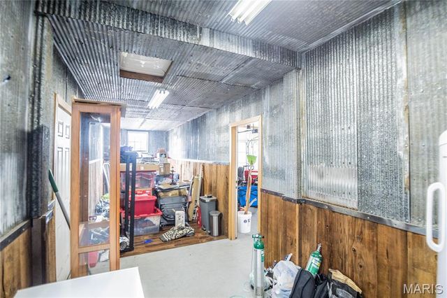 304 W Howard Street, Malden, MO 63863