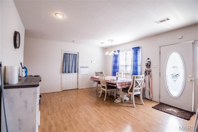 304 W Howard Street, Malden, MO 63863