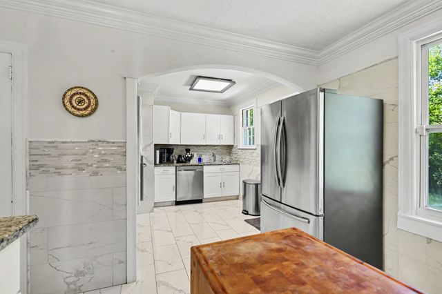 1207 Kenwood Dr, Nashville, TN 37216