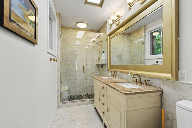 1207 Kenwood Dr, Nashville, TN 37216