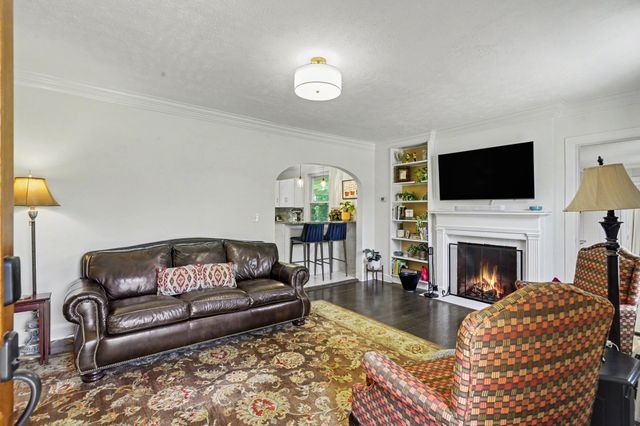 1207 Kenwood Dr, Nashville, TN 37216