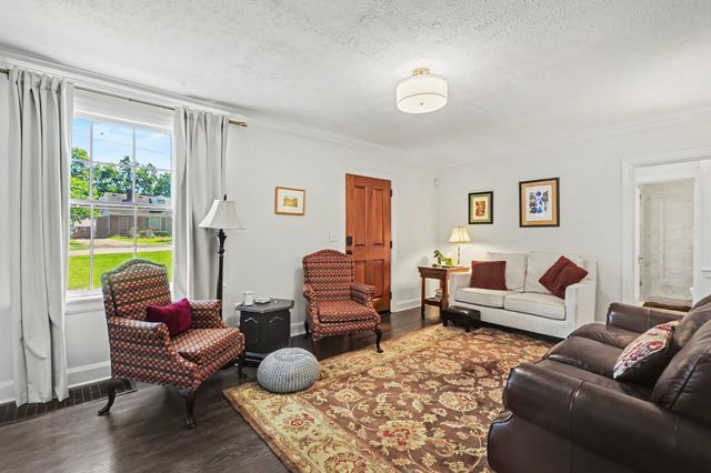 1207 Kenwood Dr, Nashville, TN 37216