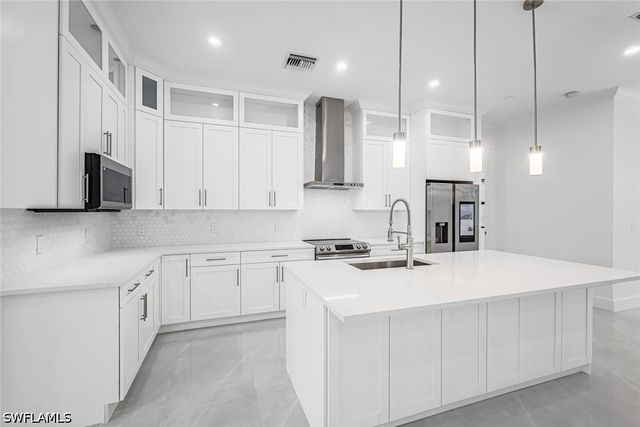 2840 Golden Gate BLVD W, Naples, FL 34120