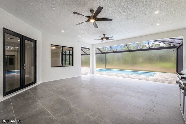2840 Golden Gate BLVD W, Naples, FL 34120