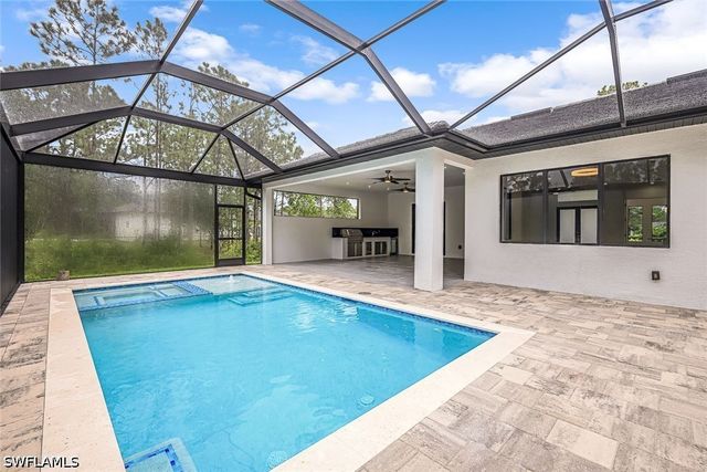 2840 Golden Gate BLVD W, Naples, FL 34120