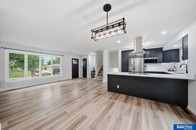 5720 S 50 Street, Lincoln, NE 68516