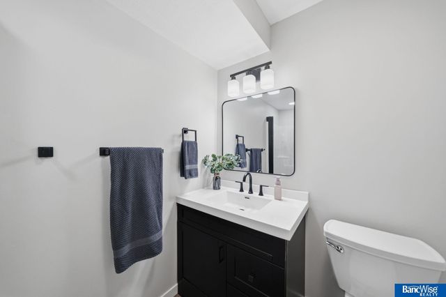 5720 S 50 Street, Lincoln, NE 68516