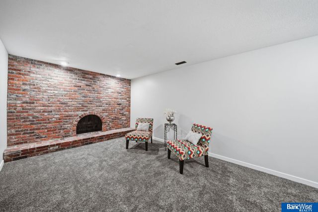 5720 S 50 Street, Lincoln, NE 68516