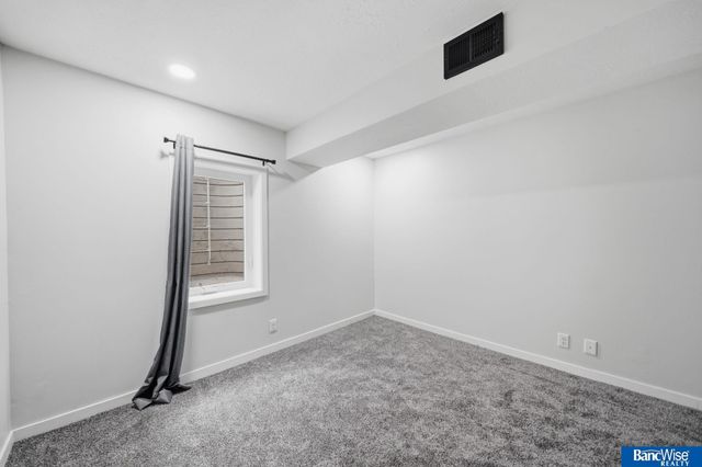 5720 S 50 Street, Lincoln, NE 68516