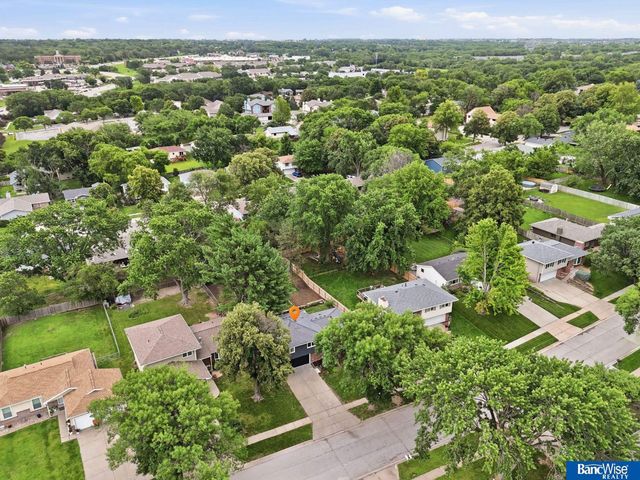 5720 S 50 Street, Lincoln, NE 68516