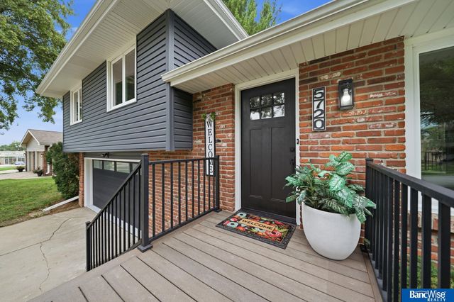 5720 S 50 Street, Lincoln, NE 68516